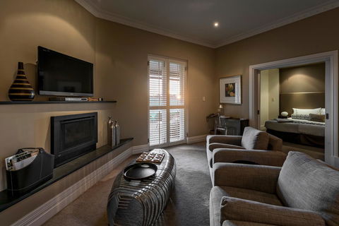 The Louise - Accommodation Rockhampton 40