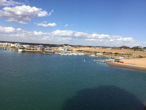 Wallaroo Marina Waterfront Luxe Apartment - Accommodation Rockhampton 21