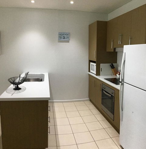 Wallaroo Marina Waterfront Luxe Apartment - Accommodation Rockhampton 9