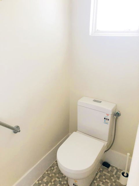 Beautiful Garden House - Accommodation Rockhampton 20