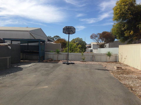 Sail & Anchor - Accommodation Rockhampton 5