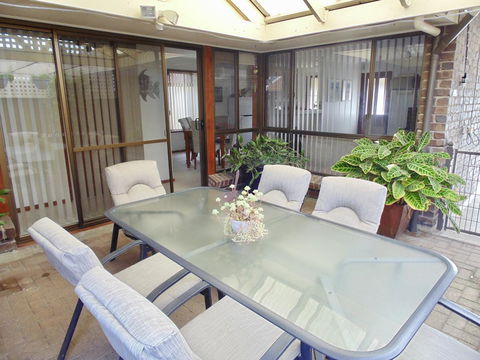 Baronet B & B - Accommodation Rockhampton 16