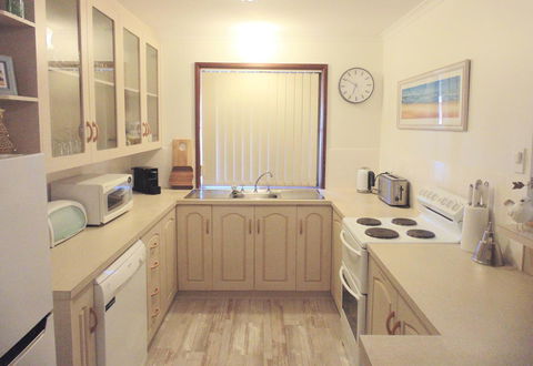 Baronet B & B - Accommodation Rockhampton 8