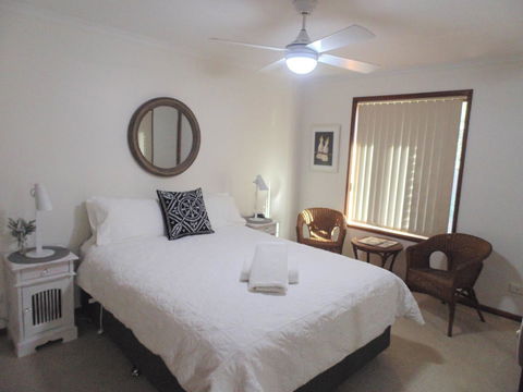 Baronet B & B - Accommodation Rockhampton 11