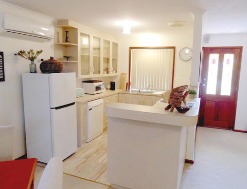 Baronet B & B - Accommodation Rockhampton 9
