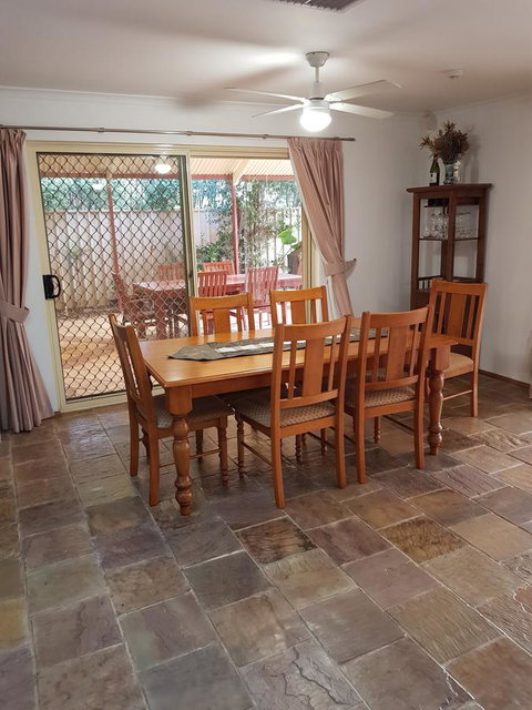 Frog Song At Willunga - Accommodation Rockhampton 9