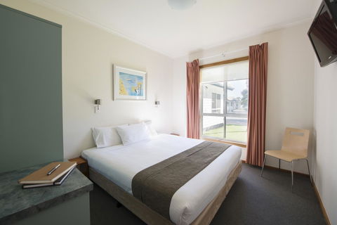 The Retreat West Beach Parks - Accommodation Rockhampton 24