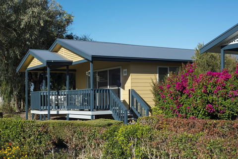The Retreat West Beach Parks - Accommodation Rockhampton 12