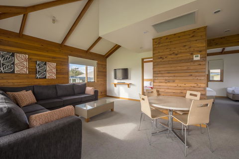 The Retreat West Beach Parks - Accommodation Rockhampton 21