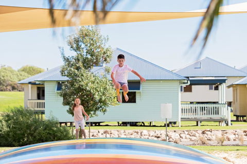 The Retreat West Beach Parks - Accommodation Rockhampton 5