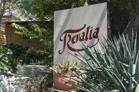 Trevalia Accommodation - Accommodation Rockhampton 0