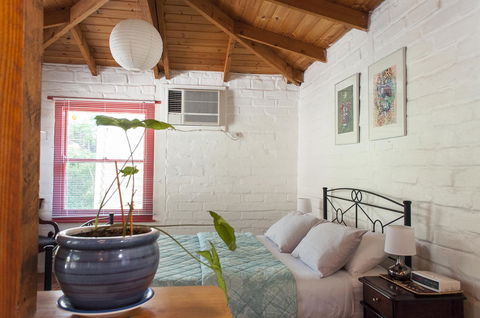 Trevalia Accommodation - Accommodation Rockhampton 31