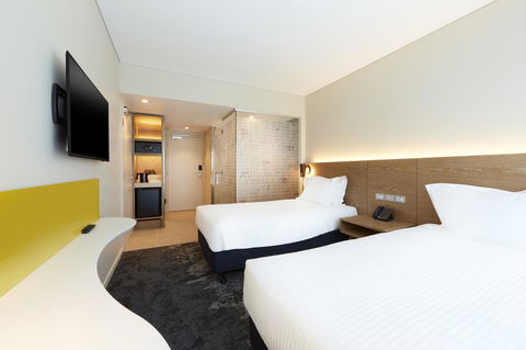 Holiday Inn Express Adelaide City Centre, An IHG Hotel - Accommodation Rockhampton 5