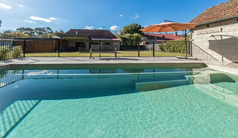 The Tudor House - Accommodation Rockhampton 20
