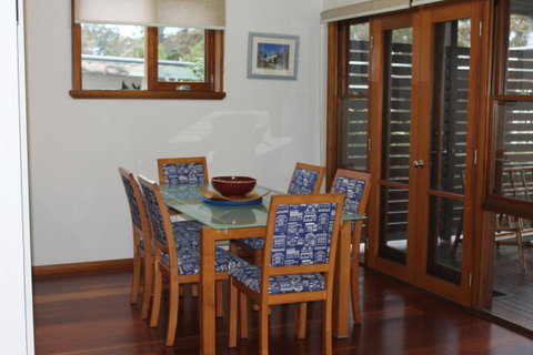 \'Point Break\' Your Waterfront Break At The Point - Accommodation Rockhampton 7