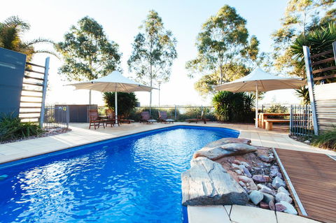 Majestic Oasis Apartments - Accommodation Rockhampton 0