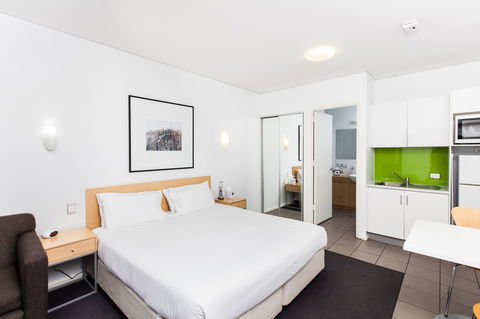 Majestic Oasis Apartments - Accommodation Rockhampton 29