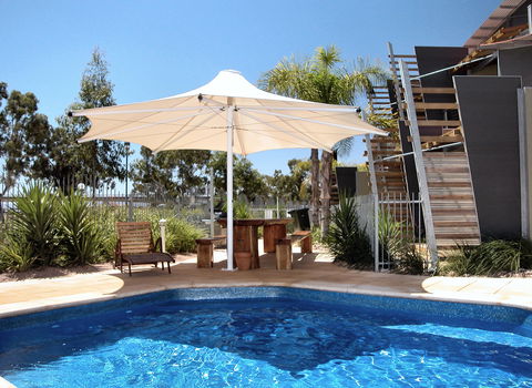 Majestic Oasis Apartments - Accommodation Rockhampton 5