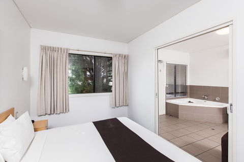 Majestic Oasis Apartments - Accommodation Rockhampton 20