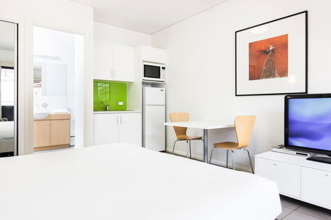 Majestic Oasis Apartments - Accommodation Rockhampton 24