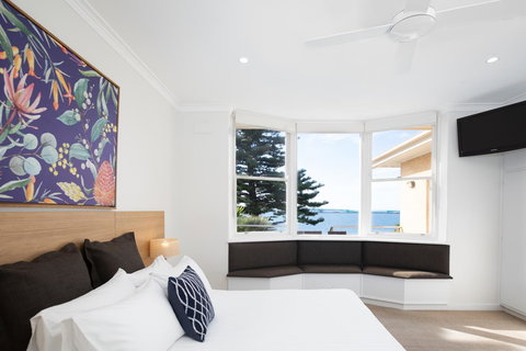 Bay 10 - Suites And Apartments - Accommodation Rockhampton 3