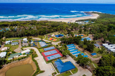 BIG4 Tasman Holiday Parks - Racecourse Beach - Accommodation Rockhampton 42