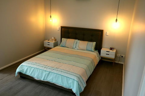 The Purple Door On Seaview - Accommodation Rockhampton 10