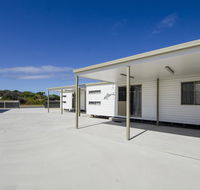Rocks Retreat Cabin - Dolphin - Accommodation Rockhampton