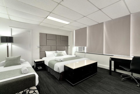 Cosmo On Bank - Accommodation Rockhampton 6