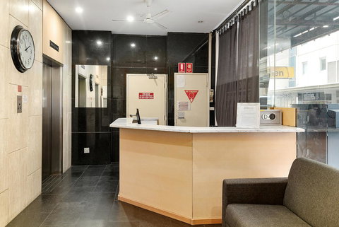 Cosmo On Bank - Accommodation Rockhampton 14