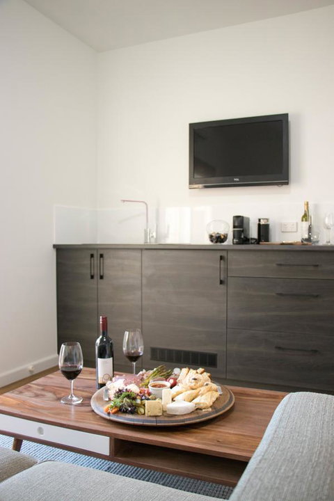 A Coonawarra Experience - Accommodation Rockhampton 9