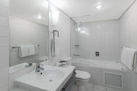 Oaks Adelaide Horizons Suites - Accommodation Rockhampton 4