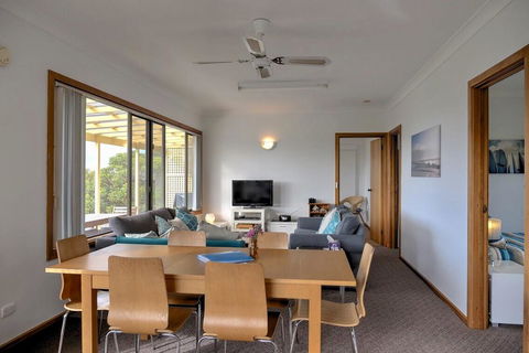 Emu Bay Holiday Homes - Accommodation Rockhampton 10
