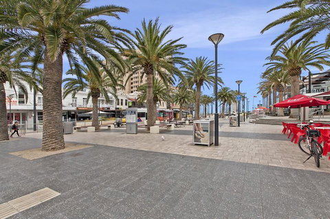 Glenelg Beach Studio - Accommodation Rockhampton 8