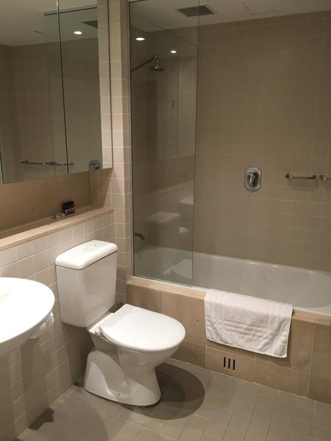 Glenelg Beach Studio - Accommodation Rockhampton 4