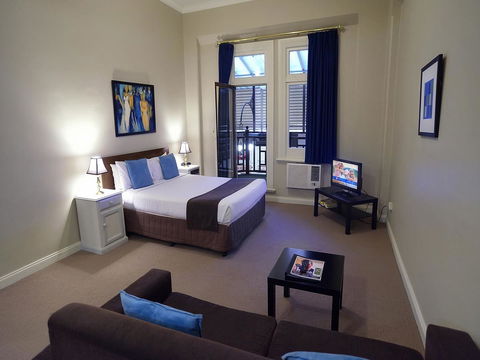 Mansions On Pulteney - Accommodation Rockhampton 1