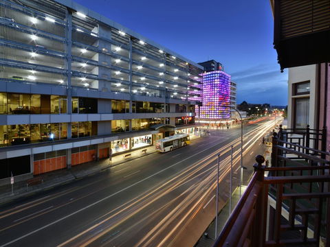 Mansions On Pulteney - Accommodation Rockhampton 2