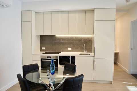Whitmore SQ - Accommodation Rockhampton 4