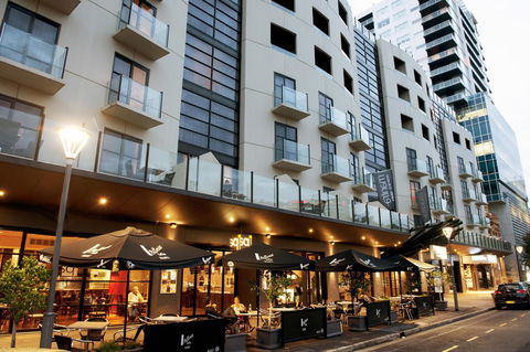 Mantra Hindmarsh Square - Accommodation Rockhampton 3