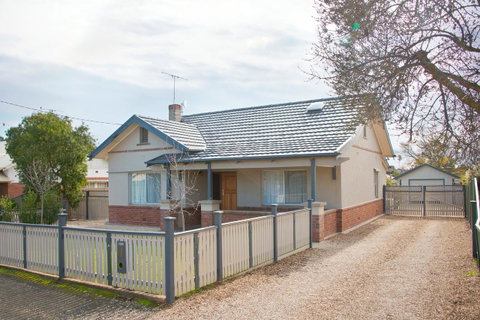 29 Jane - Accommodation Rockhampton 9