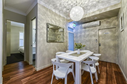 Aloha Central Luxury Apartments - Accommodation Rockhampton 17
