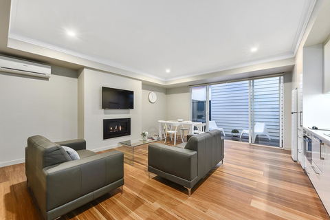 Aloha Central Luxury Apartments - Accommodation Rockhampton 6