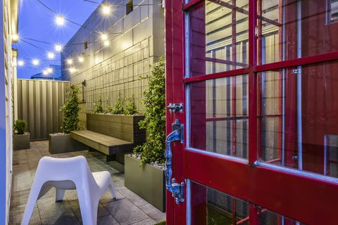 Aloha Central Luxury Apartments - Accommodation Rockhampton 11