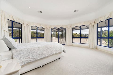 Doyles On The Bay - Accommodation Rockhampton 26