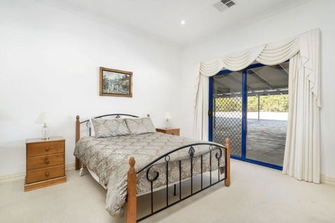 Doyles On The Bay - Accommodation Rockhampton 25