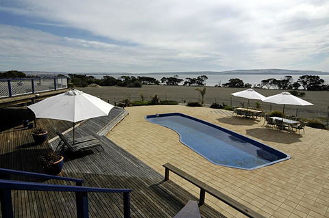 Doyles On The Bay - Accommodation Rockhampton 6