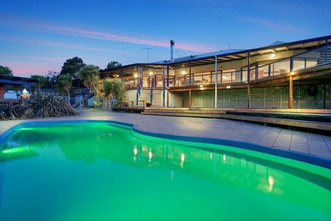 Doyles On The Bay - Accommodation Rockhampton 7