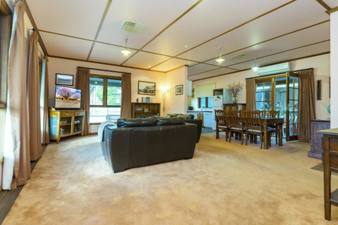 Rustic On 13th - Accommodation Rockhampton 3
