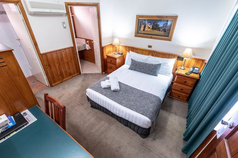 Astor Inn - Accommodation Rockhampton 2