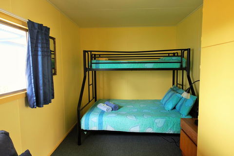 Baudin Beach Apartments - Accommodation Rockhampton 6